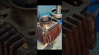 cylinder bore kit honing work 💪mechanical viralvideo work mechanicwork trending subscribe [upl. by Tindall]