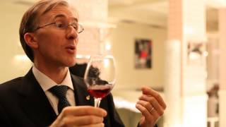 Les astuces de Paolo Basso le meilleur sommelier du monde 2013 [upl. by Phares652]