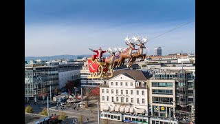 Weihnachtsmann fliegt über Kassel Attraktion für den Märchenweihnachtsmarkt 2022 [upl. by Aciram481]