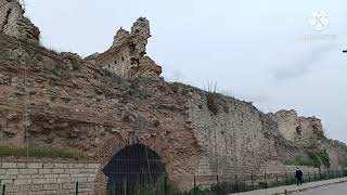 Tour singkat melihat bagian dalam Tembok Constantinople di Zeytinburnu Istanbul [upl. by Ialda]