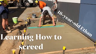 How to screed concrete [upl. by Dryfoos]