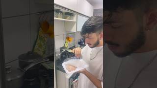 Vai um hambúrguer vegano aí shortsvideo lifestyle [upl. by Lipsey]