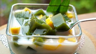 【cc】Pandan Jelly amp Coconut Milk  Simple Recipe  班兰椰汁凉粉 [upl. by Andria]