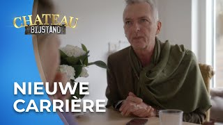 Martien scoort baan bij BOUWMARKT 😱  Chateau Bijstand [upl. by Carolynn448]