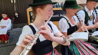 Gottesdienst mit Pfarrer Rainer Maria Schießler im Hofbräuhaus München [upl. by Eversole]