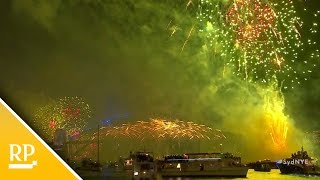 Neujahr 2019 Das Feuerwerk in Sydney [upl. by Adiaros382]