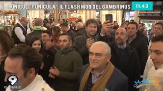 Mattina 9  Funiculì funiculà il flash mob del Gambrinus  13122018 [upl. by Chamberlin]