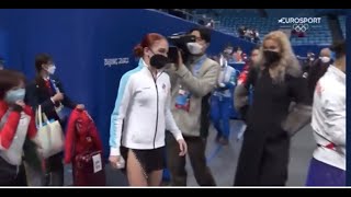 Sasha Trusova yells at Eteri Turberidze  Olympic Figure Skating [upl. by Divadnahtanoj612]