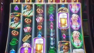 Heidis BierHaus 😍👍🤩free spins with lyrics 👍😁😉 [upl. by Esinwahs67]