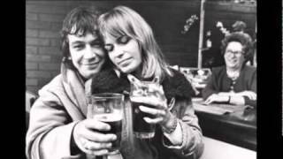 Eric Burdon  Spill The Wine Rare Live 1977 [upl. by Bezanson642]