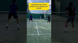 APÓYATE BIEN PARA MEJORAR TUS GOLPES DE FONDO padel [upl. by Eniledgam639]