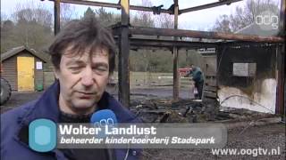 Afgebrande hooischuur kinderboerderij wordt herbouwd [upl. by Baudelaire325]