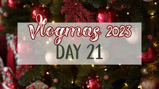 Day 21 Vlogmas Anna Knitter [upl. by Vudimir]