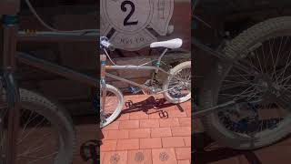 Bmx 84 Mongoose Californian  bmx skatepark bmxtricks bmxfails bmxstunts bmxpark bmx4ever [upl. by Eibbor541]