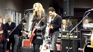 Orianthi  Feels Like Home to According To You Livemp4 [upl. by Ahsap]