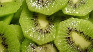 How to clean a kiwi fast and easy [upl. by Innep]