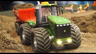 AWESOME RC TRACTOR and Excavaor HITACHI ZAXIS DAMITZ soundmodul smoker Claase Xerion [upl. by Joly378]