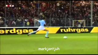 Pierre van Hooijdonk free kick  sc Freiburg vs Feyenoord UEFA Cup 20012002 [upl. by Ause237]