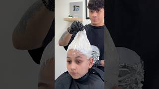 QUIZO UN PLATINADO⬜️😱ES SU PRIMERA VEZ😳🎥Observa éste cambio de look para éste pequeño🤩👇🏻 [upl. by Eeliram]