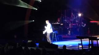 Barry Manilow  The Old Songs Greek Theatre Los Angeles CA 61713 [upl. by Chemar]