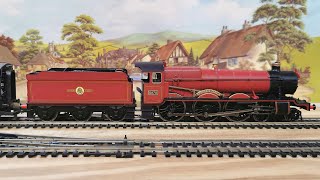 HORNBY GWR HOGWART CASTLE GWR HALL CLASS SHORT RUNNING SESSION [upl. by Noiro]