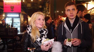 Fastfood Deluxe Streetfood Thursday in der Markthalle Kreuzberg [upl. by Jeno]