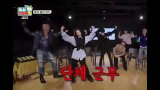 The Game Caterers EP8  Jennie dancing to Twice Cheer up [upl. by Ykcir]