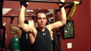 Using Grips for PullUps amp ChinUps [upl. by Bahner]