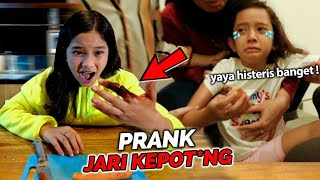 PRANK ALIA Mau Buat Makanan Buka Puasa Jari Ku KEPOTNG Dia Panik [upl. by Anderer]