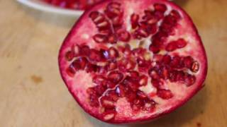 Secret Pomegranate Seeding Trick How to Seed a Pomegranate with NO mess [upl. by Theone]