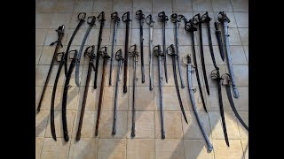 Antique Swords at Kempton Park [upl. by Oznofla]