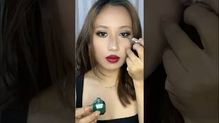 Adding glitters ✨✨ makeup makeuptutorial fypage fyp eyemakeup glitter eyeshadow glam [upl. by Aeirdna987]