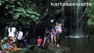 Wisata Air Alami CURUG SIDOMBA  Kuningan Jawa Barat 2014 [upl. by Gorey]