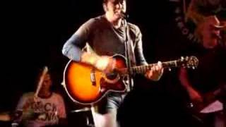 Rodney Atkins Memphis Smoke Royal Oak MI Cleaning This Gun [upl. by Zaragoza]