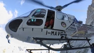 HelikopterFlug  Bergretter Sextener Dolomiten [upl. by Yetah]