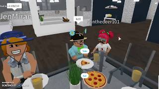 Bloxburg family roleplay Peetahbread remake video [upl. by Candace]