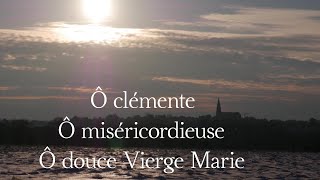 Salut Ô Reine prière à Marie  Paroles [upl. by Ynohtnaeoj]