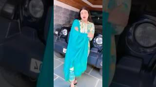 English Medium Padhi Hui 💯sapnachoudhary viral youtubeshorts haryanvi [upl. by Lindsay452]