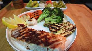 Unboxing and gilling salmon with vegetables on new STAUB Cast Iron Grill amp Braiser pan [upl. by Ennairej]