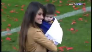 Antonella Roccuzzo y Thiago   celebración de Liga [upl. by Paula]