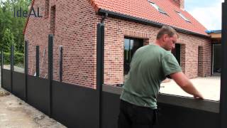 Montage IdeAL aluminium en wpc tuinafscheiding [upl. by Afatsom572]