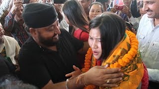 Jamuna Boro International Boxer Welcome by Her Fans In Guwahati Airport [upl. by Maribeth]