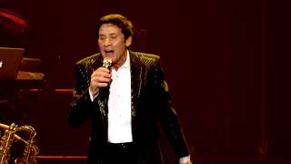 GIANNI MORANDI TOUR 2018 damore dautore Live [upl. by Reeve]