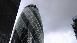 Architecture Explained The Gherkin 30 St Mary Axe [upl. by Abrahamsen]