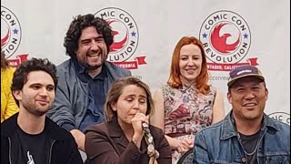 Mae Whitman Improvises Avatar The Last Airbender Opening Cast Reunion CCR Ontario [upl. by Jos494]