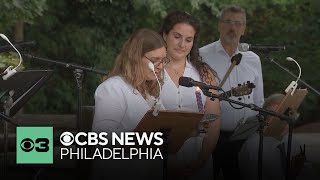 Jewish congregation in Gladwyne Pennsylvania gathers to celebrate and reflect on Rosh Hashana [upl. by Ynaoj]