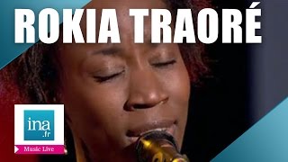 Rokia Traoré quotDianfaquot live officiel  Archive INA [upl. by Naleek]