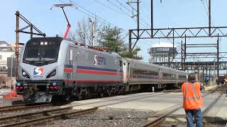 20180421 April 21 2018 SEPTA ACS64 SPAX 901 test train arriving and departing Lansdale Station [upl. by Aserat]