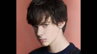 Skandar Keynes ♥ Super Bass ♥ [upl. by Thgiwed365]