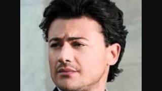 Vittorio Grigolo Bedshaped Cosi Subtitled and Translated [upl. by Winzler599]